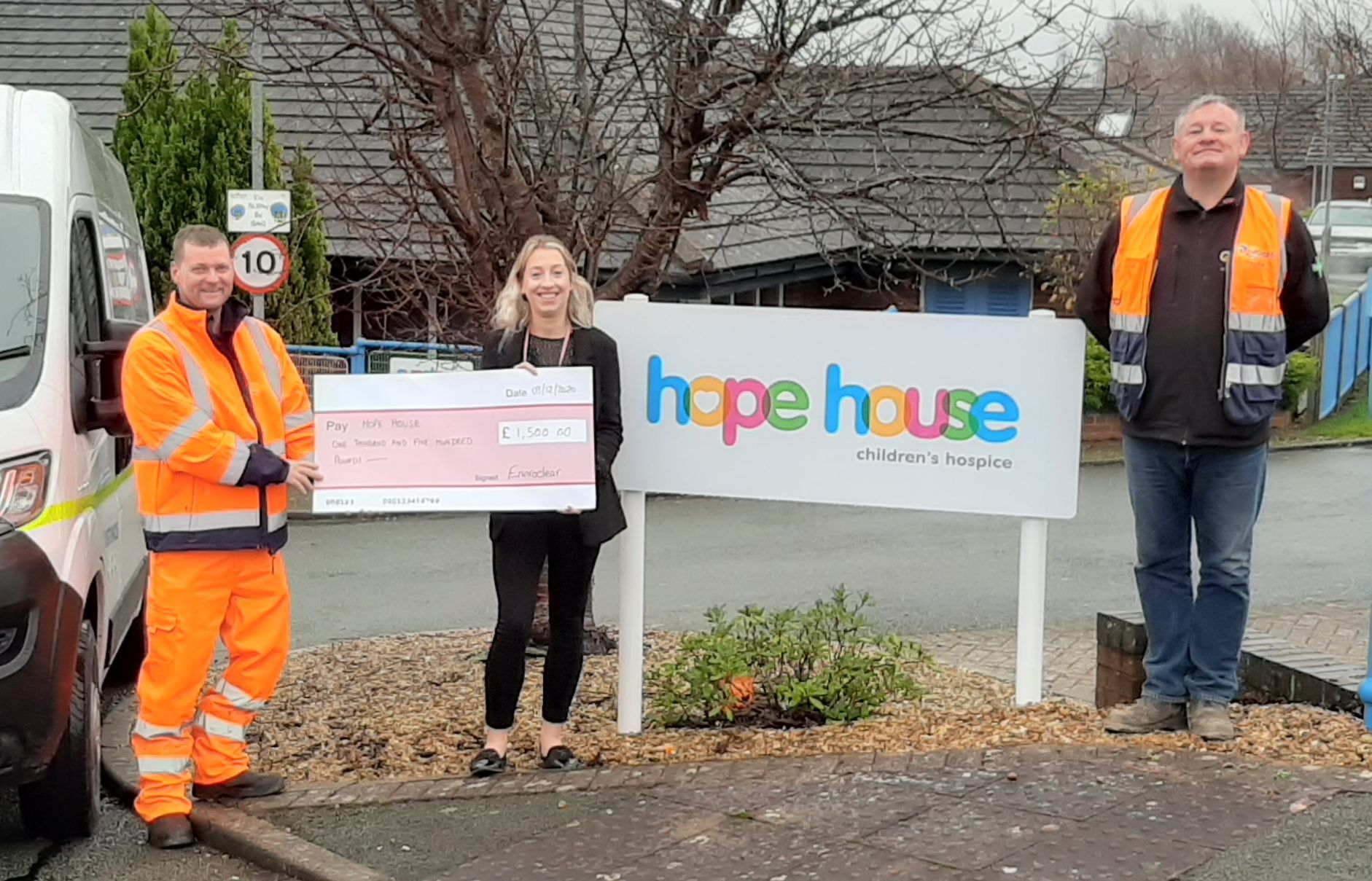 Cancer care charities receive £1,500 funding boost before Christmas