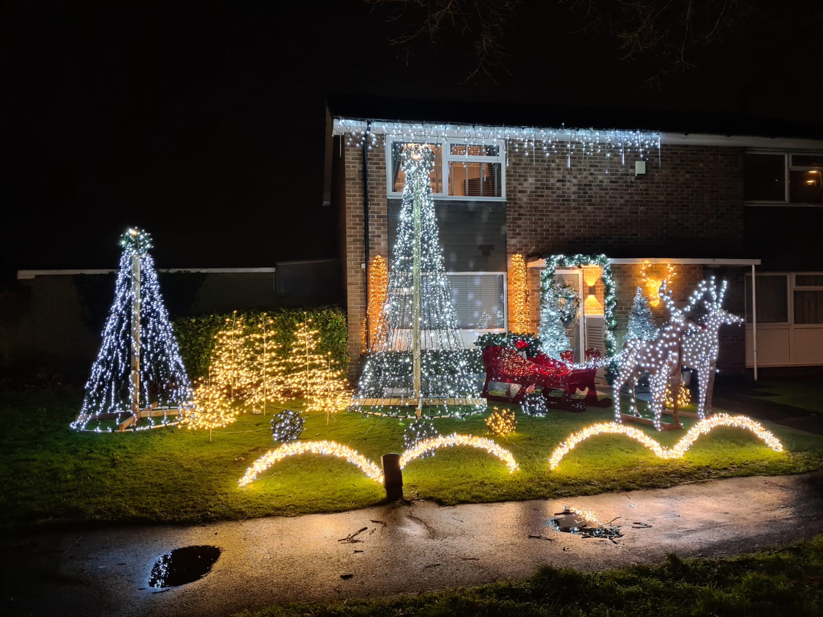 Rate My Decs: Some of Nottinghamshire's best Christmas decorations