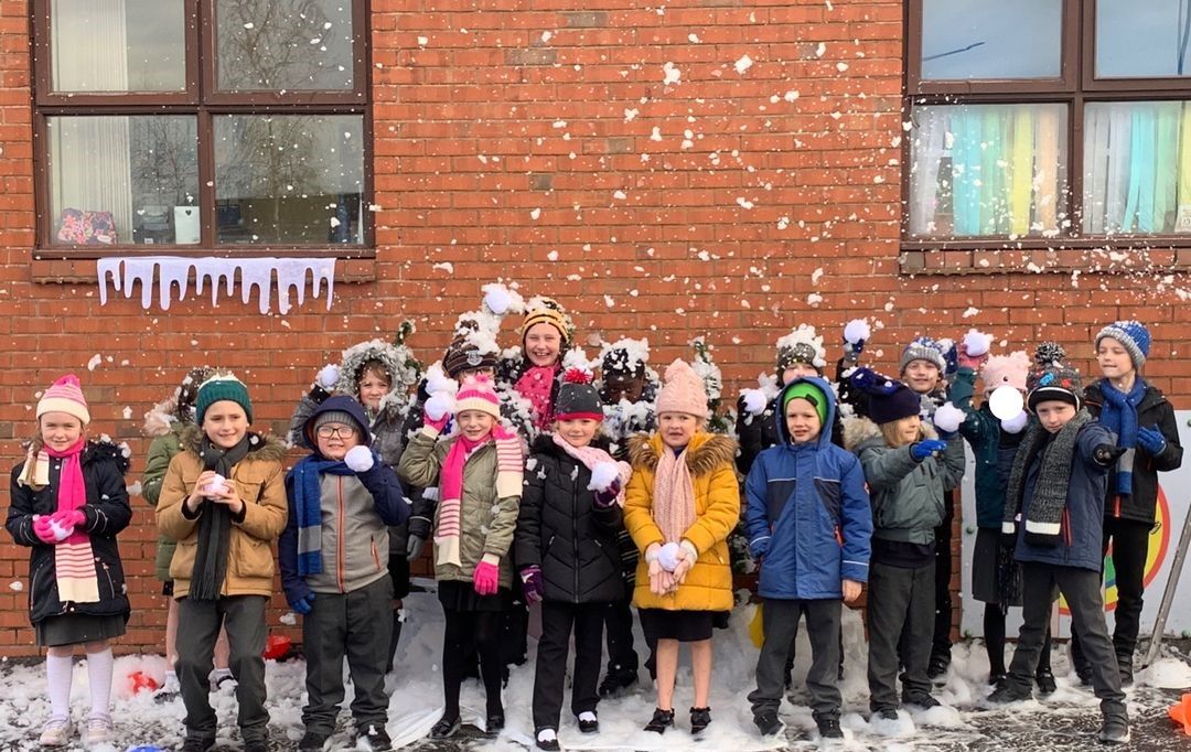 Staff bring a touch of Christmas magic to Skelmersdale primary school