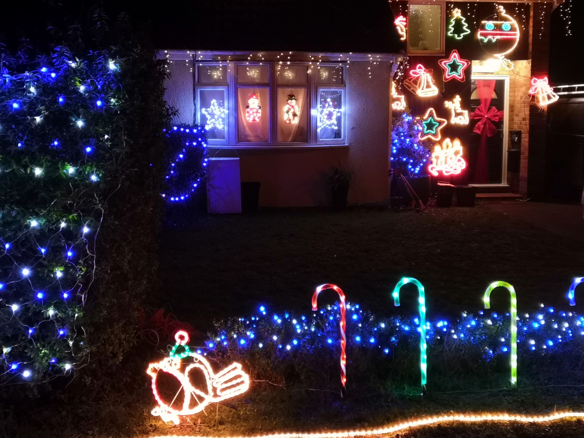Village spreads Christmas cheer with festive lights trail and 'missing' elf hunt