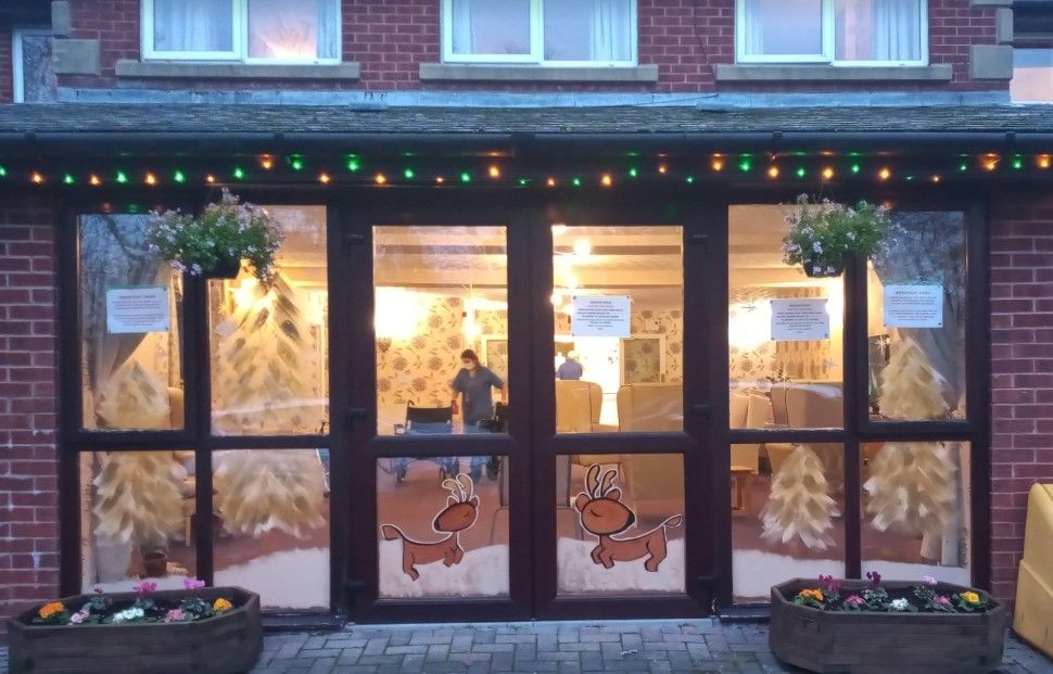 'My face painting work dried up due to Covid; now I'm creating colourful Christmas windows'