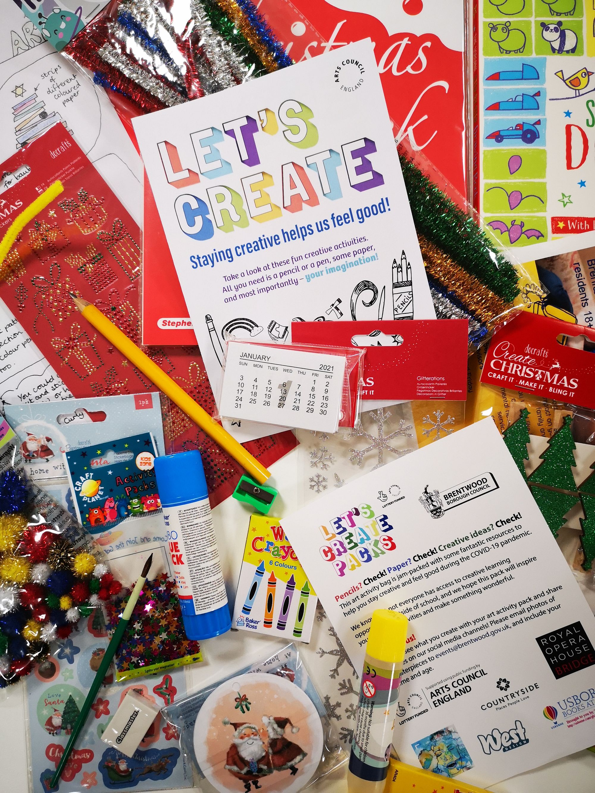 Hundreds of free art packs given to vulnerable children for Christmas