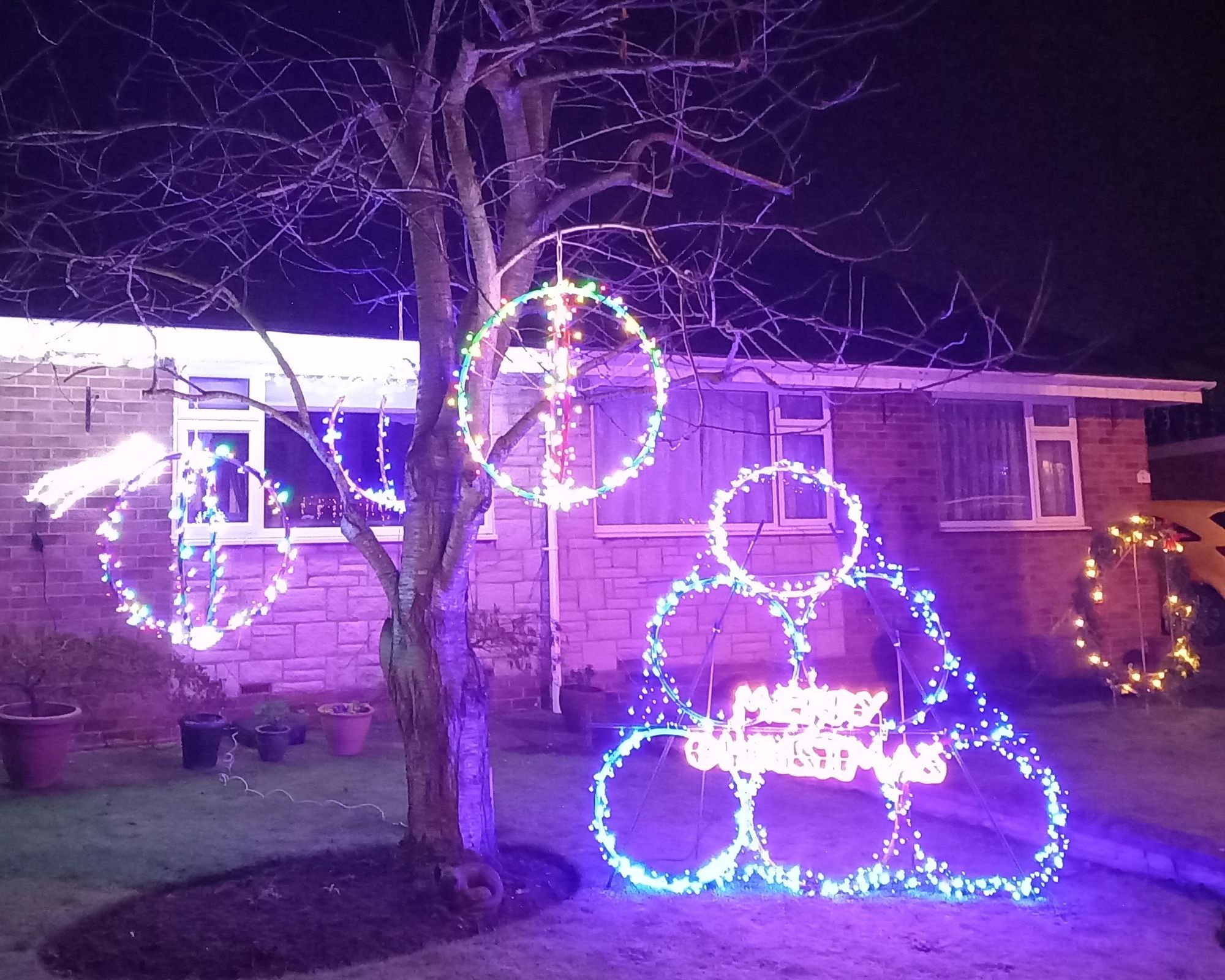 Hemyock lights up to get into the festive spirit