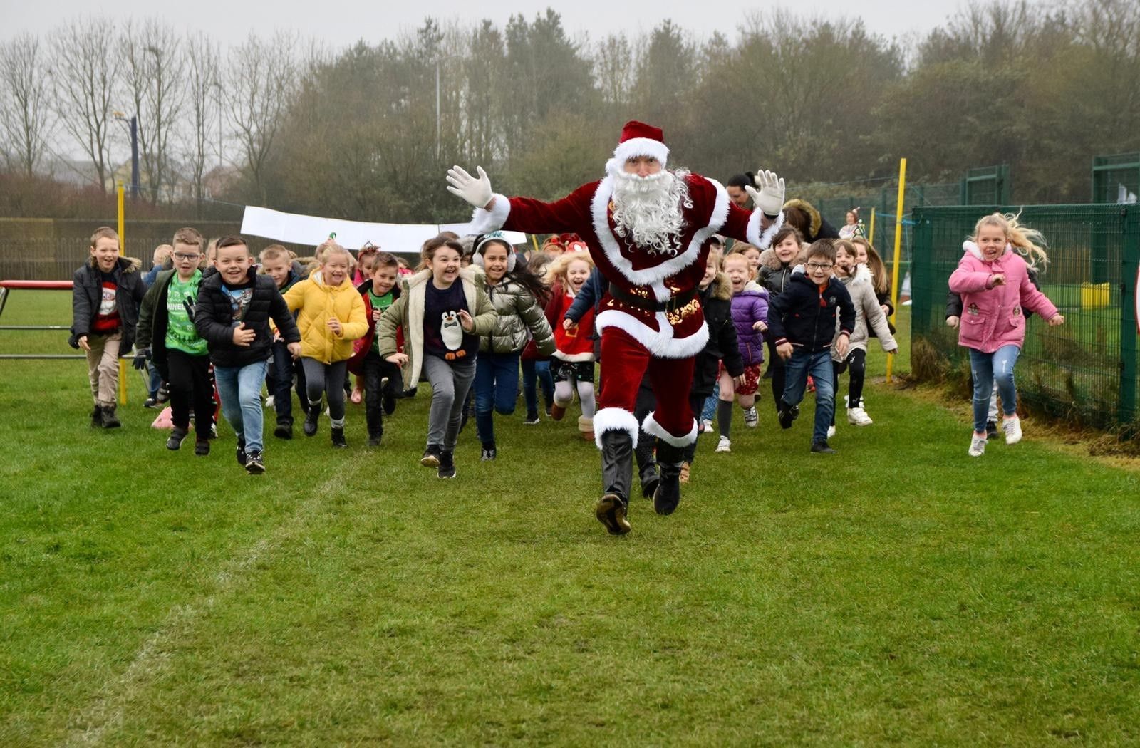 Santa Dash brings holiday spirit to Leamington Primary and Nursery Academy!
