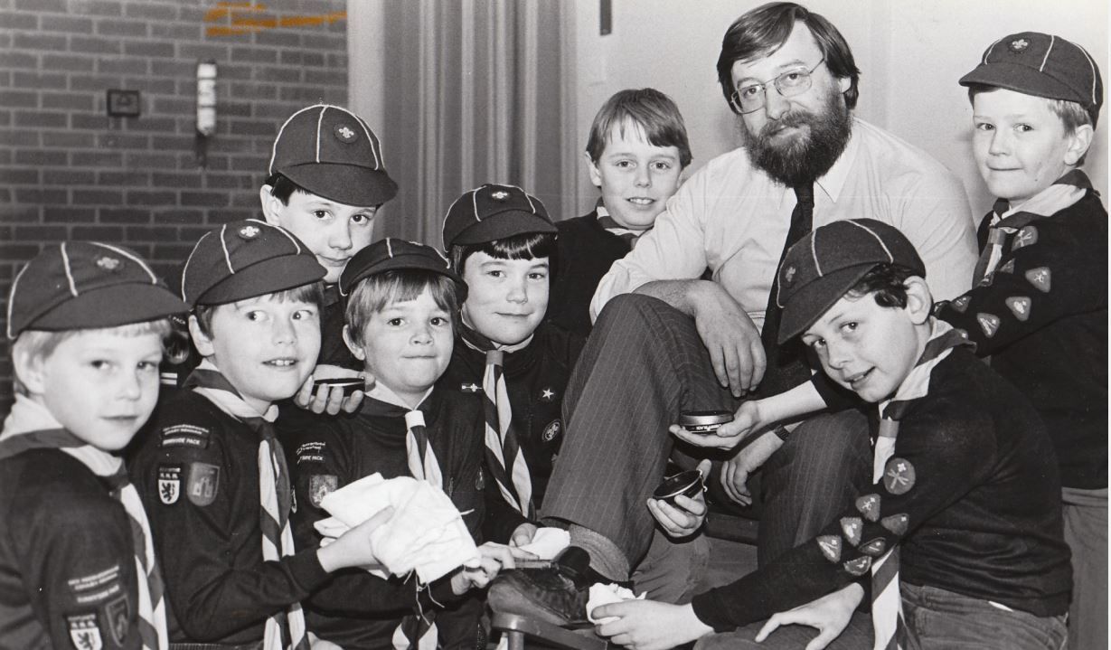 Nostalgia: Cubs and scouts dyb-dyb-dybbing around Teesside