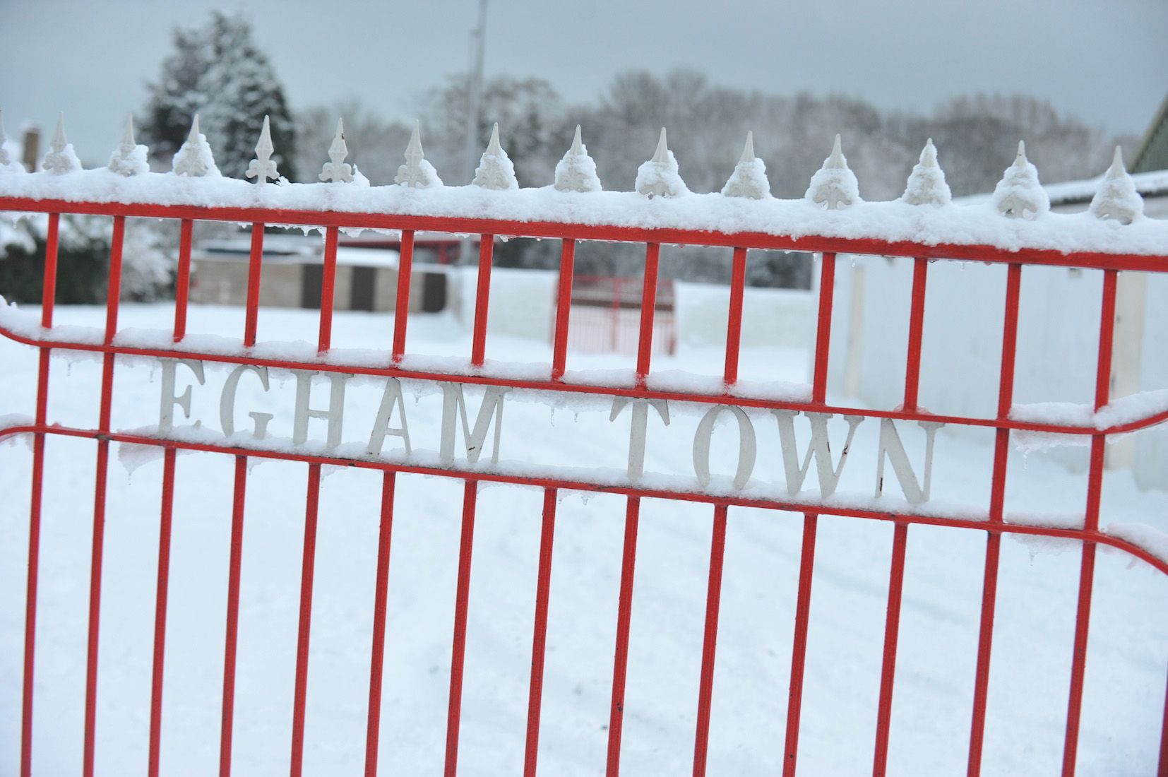 Adventurous Egham Town can't contain rampant Badshot Lea