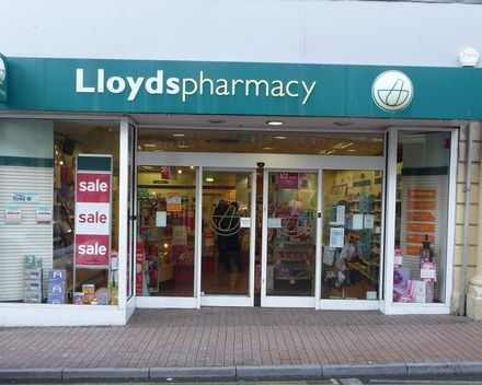 Concern at 'pandemonium' in Ilfracombe pharmacy