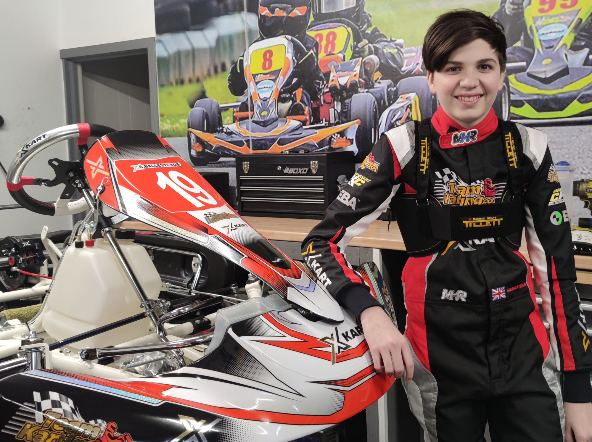 Rochdale teen takes on F1 legend in virtual race