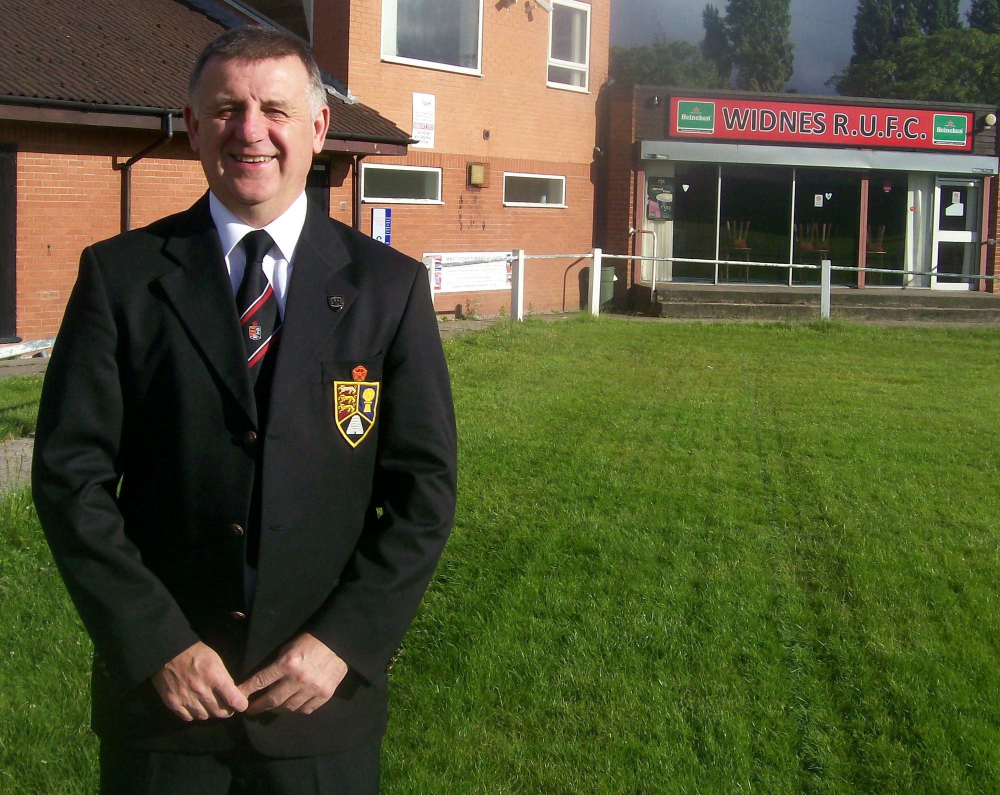 Widnes Rugby Club: 'Club hero' Paul takes a walk down memory lane