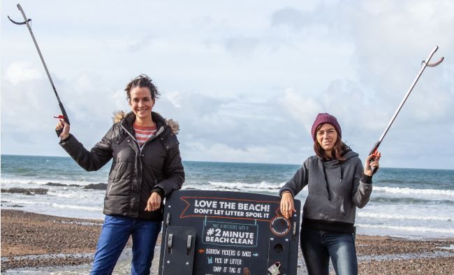 2 Minute Foundation to close plastic pollution loop with beach litter breakthrough