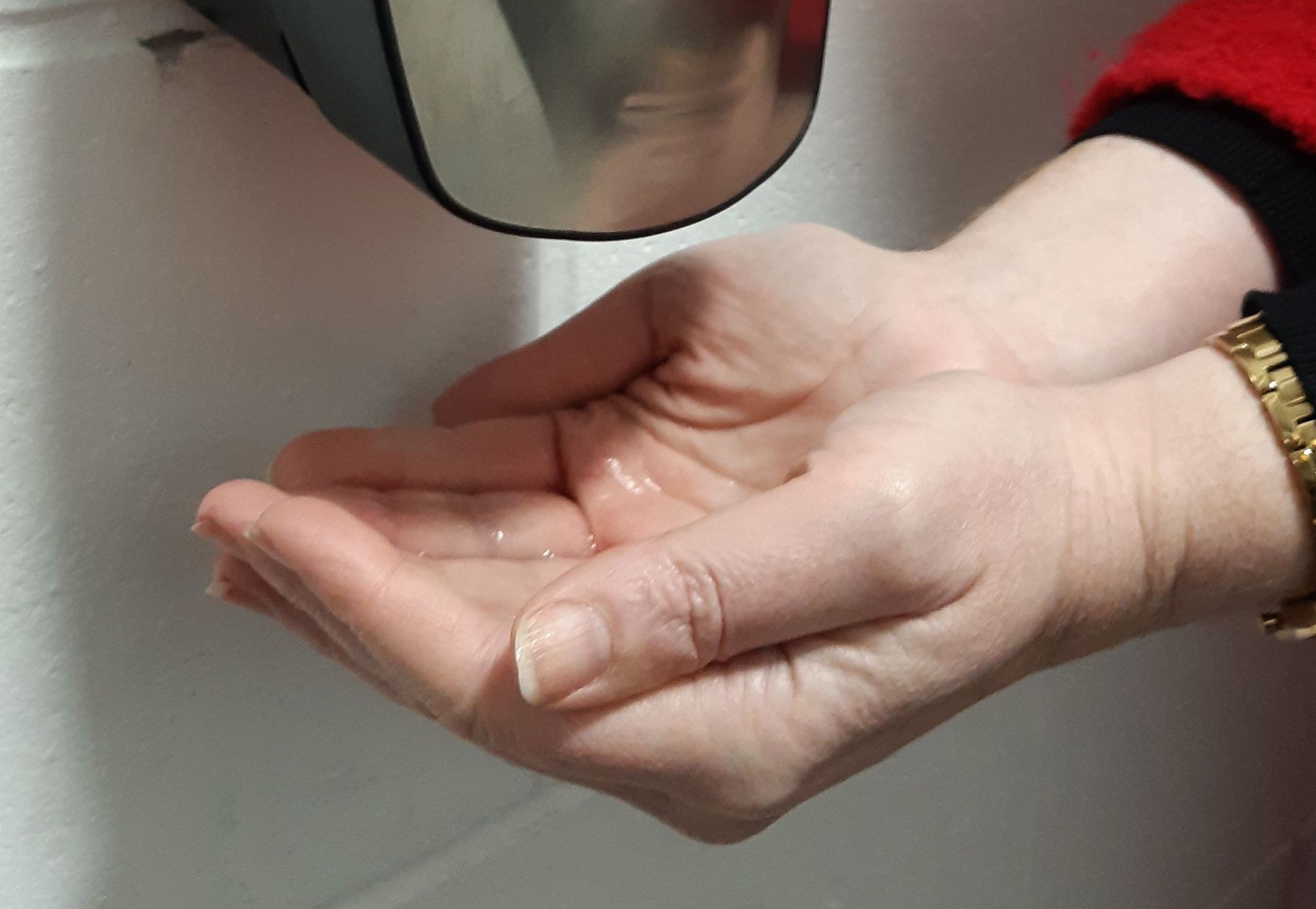 Leicestershire MP calls for urgent review of hand sanitiser guidelines