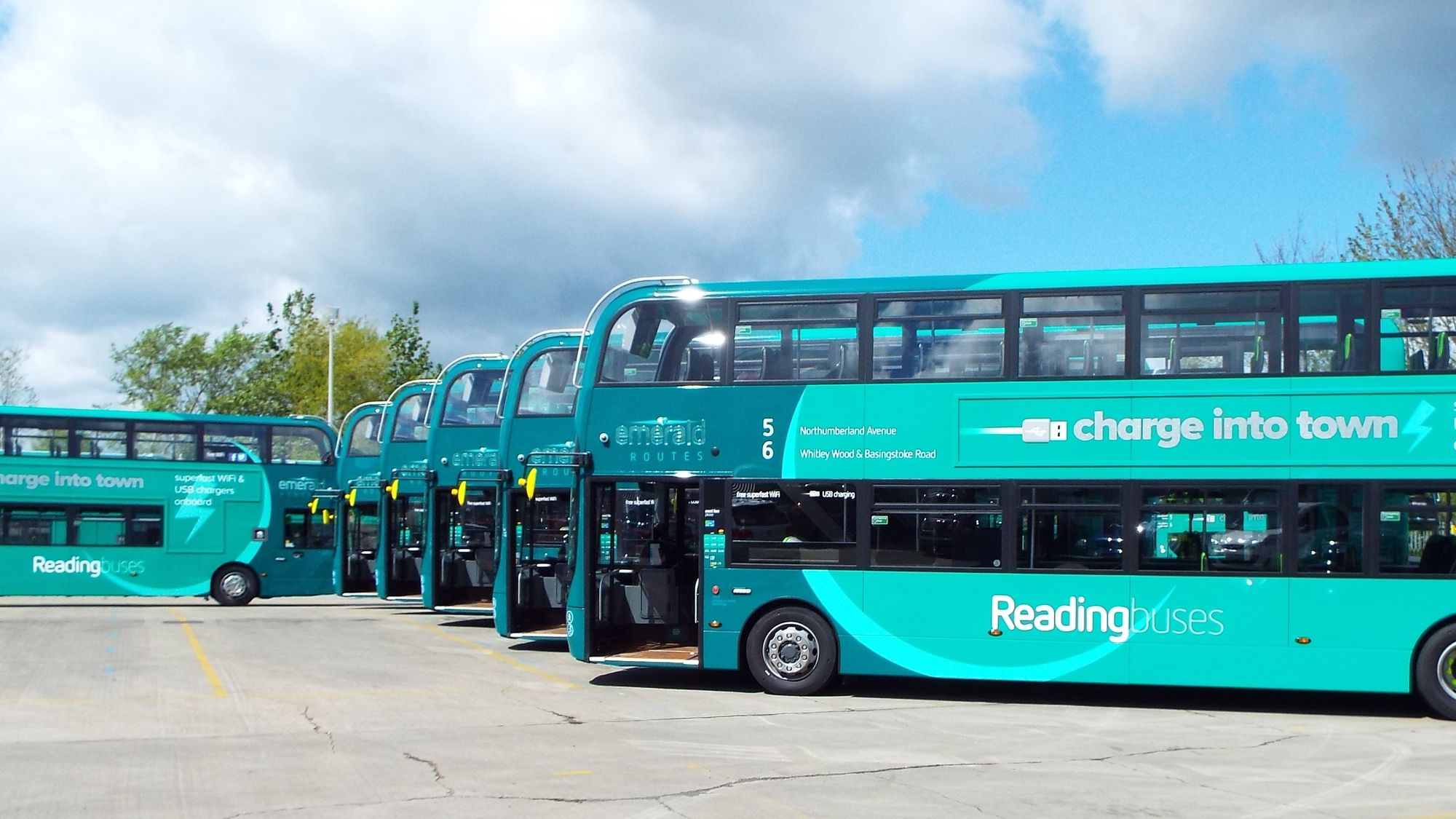 Frontline heroes recognised in Berkshire bus company's award scheme