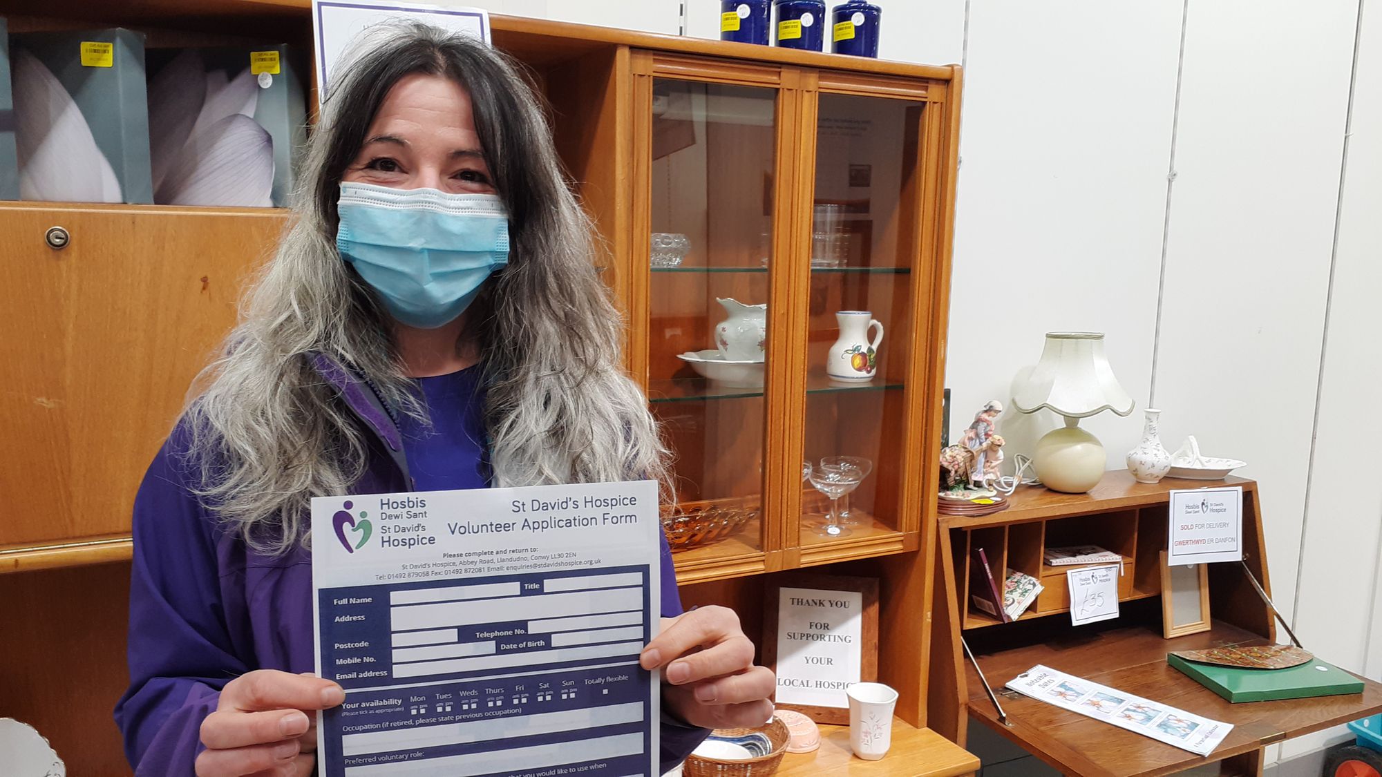 St David's Hospice: Volunteer at one of our charity shops