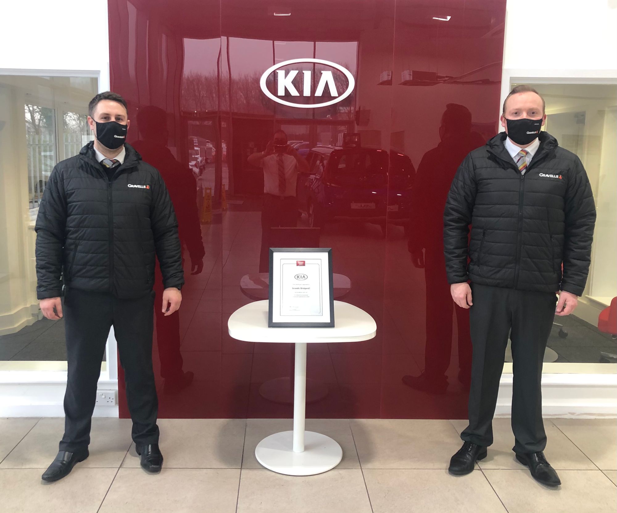 Bridgend car dealership which delivered hampers to frontline NHS staff recognised for huge effort