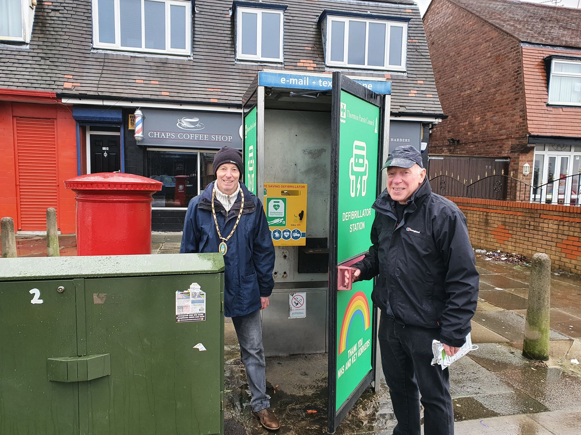 Thornton Parish Council install defibrillator in old telephone box