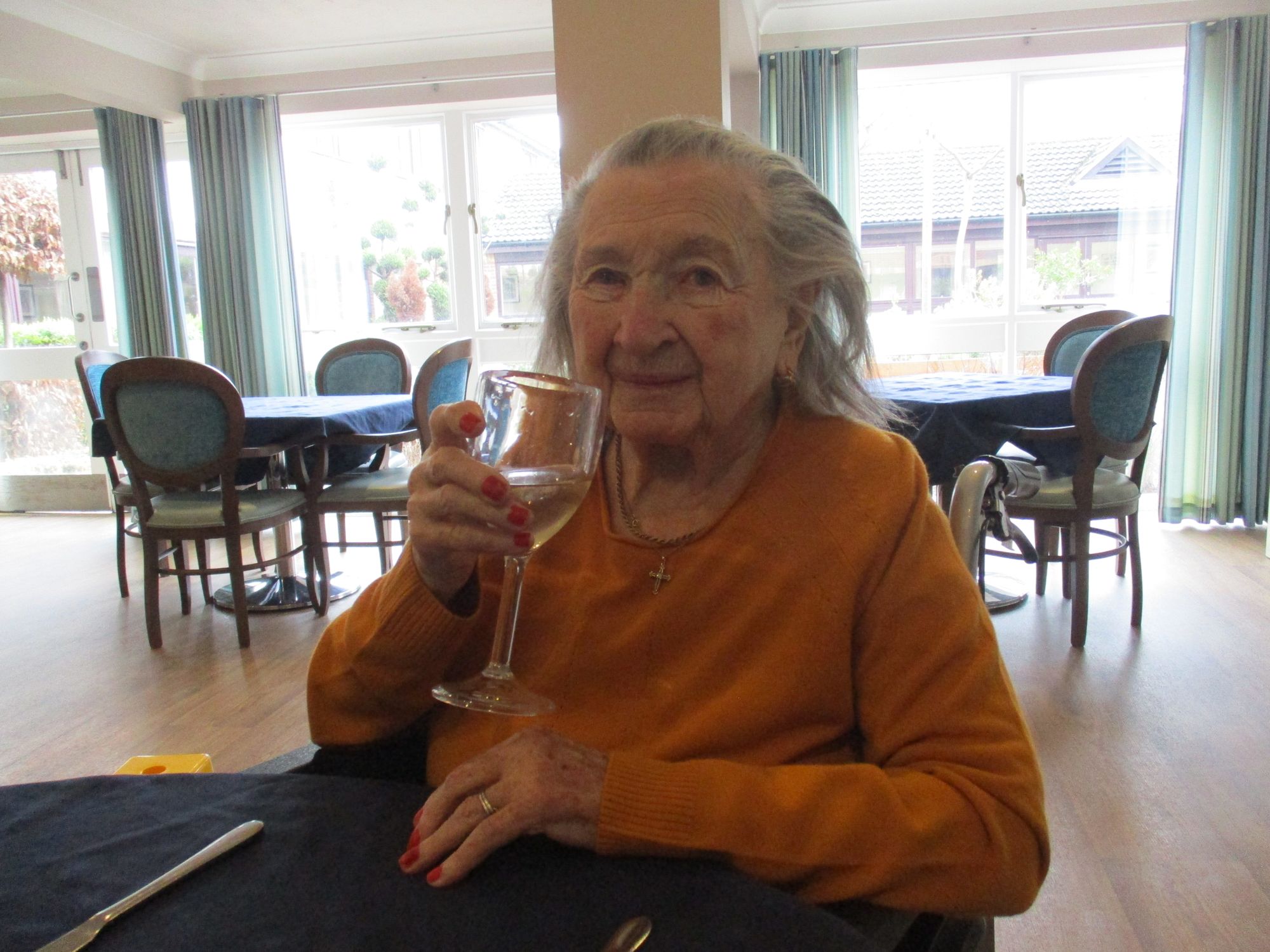 103-year-old Brentwood grandmother shares her secret to life's happiness