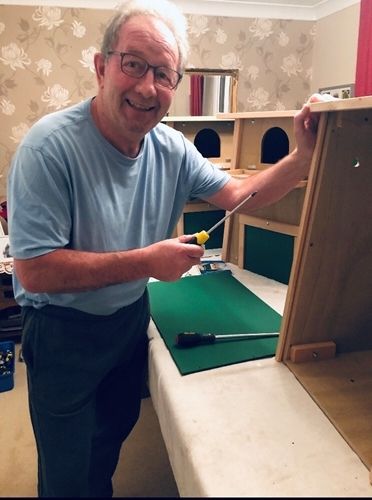 Liverpool legend helps out with owl conservation boxes
