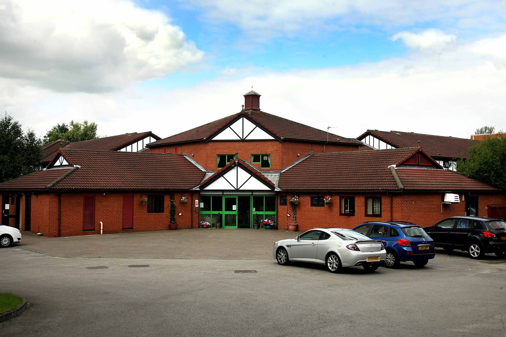 Runcorn care home opening Covid-19 unit