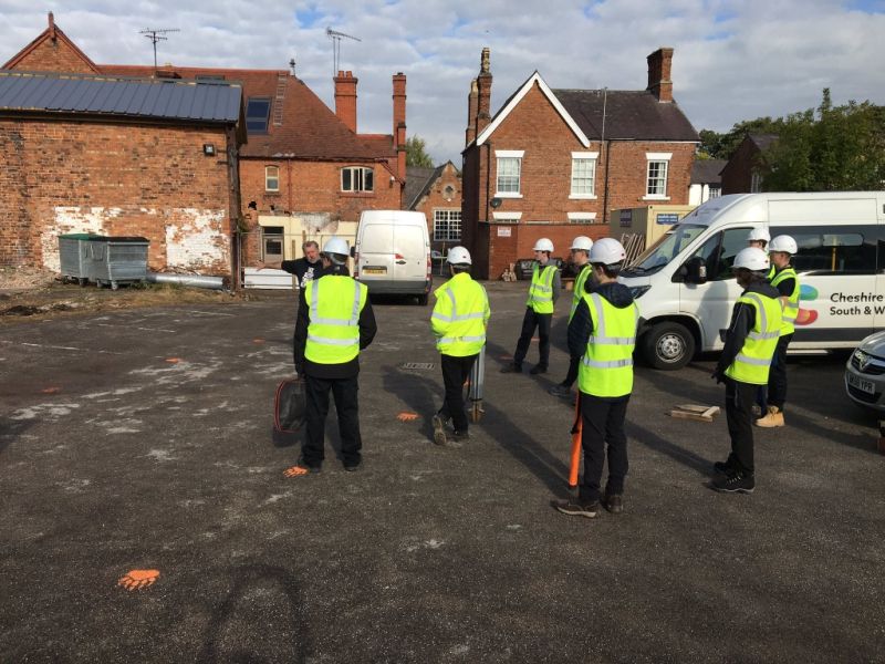 Chef Brian Mellor gives Cheshire College students hands on work experience
