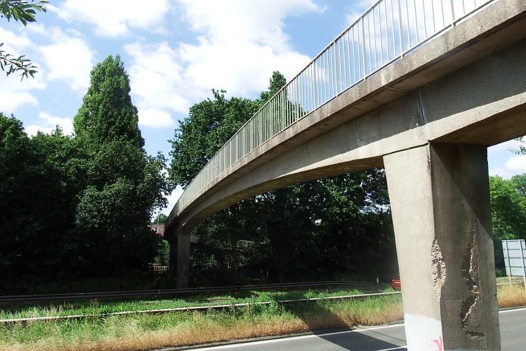 New footbridge to be built across the A5