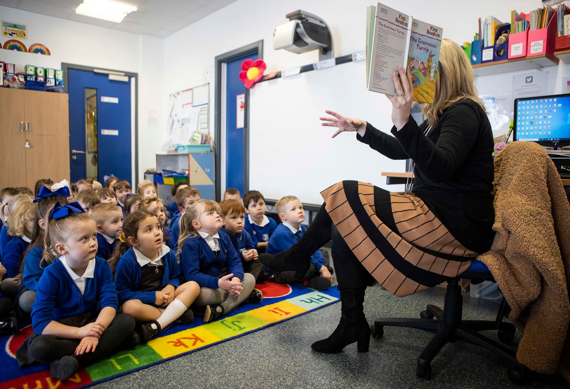 Scenes of joy as foundation phase children return to RCT school