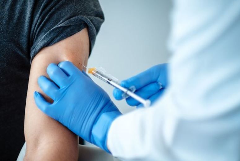 Llandeilo Covid-19 support group will drive elderly to mass vaccination centres for jabs