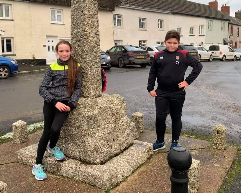 Youngsters run miles around Ashreigney to support Sport in Mind