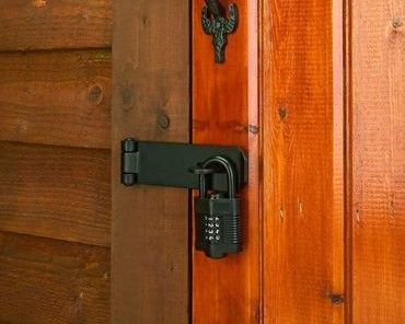 Police warning after business break ins across Mid Devon