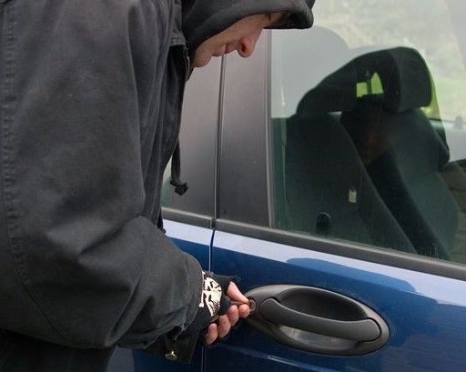 Witness appeal after series of thefts from vehicles in Barnstaple