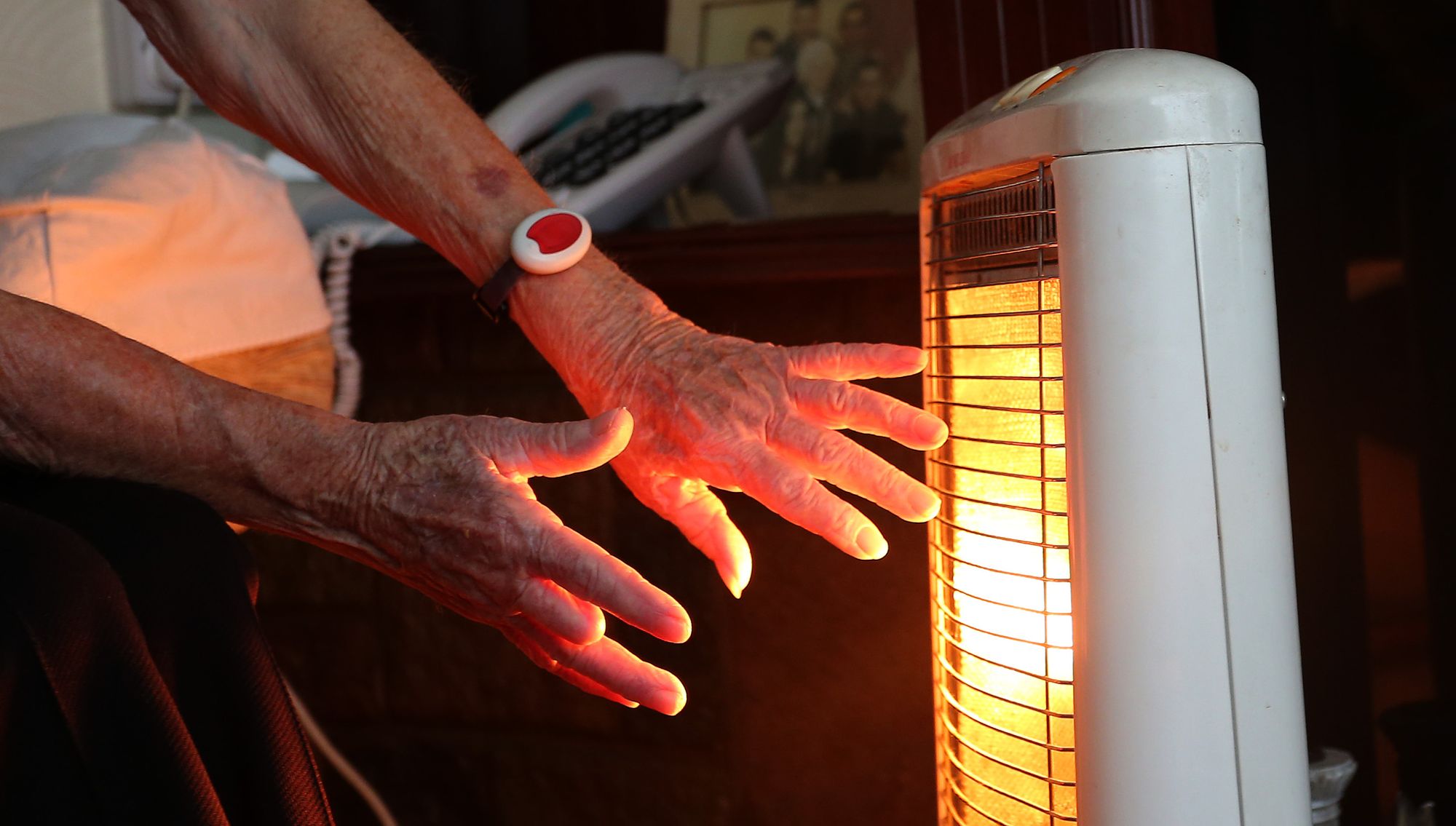 Citizens Advice Salford offers advice on winter fuel bills
