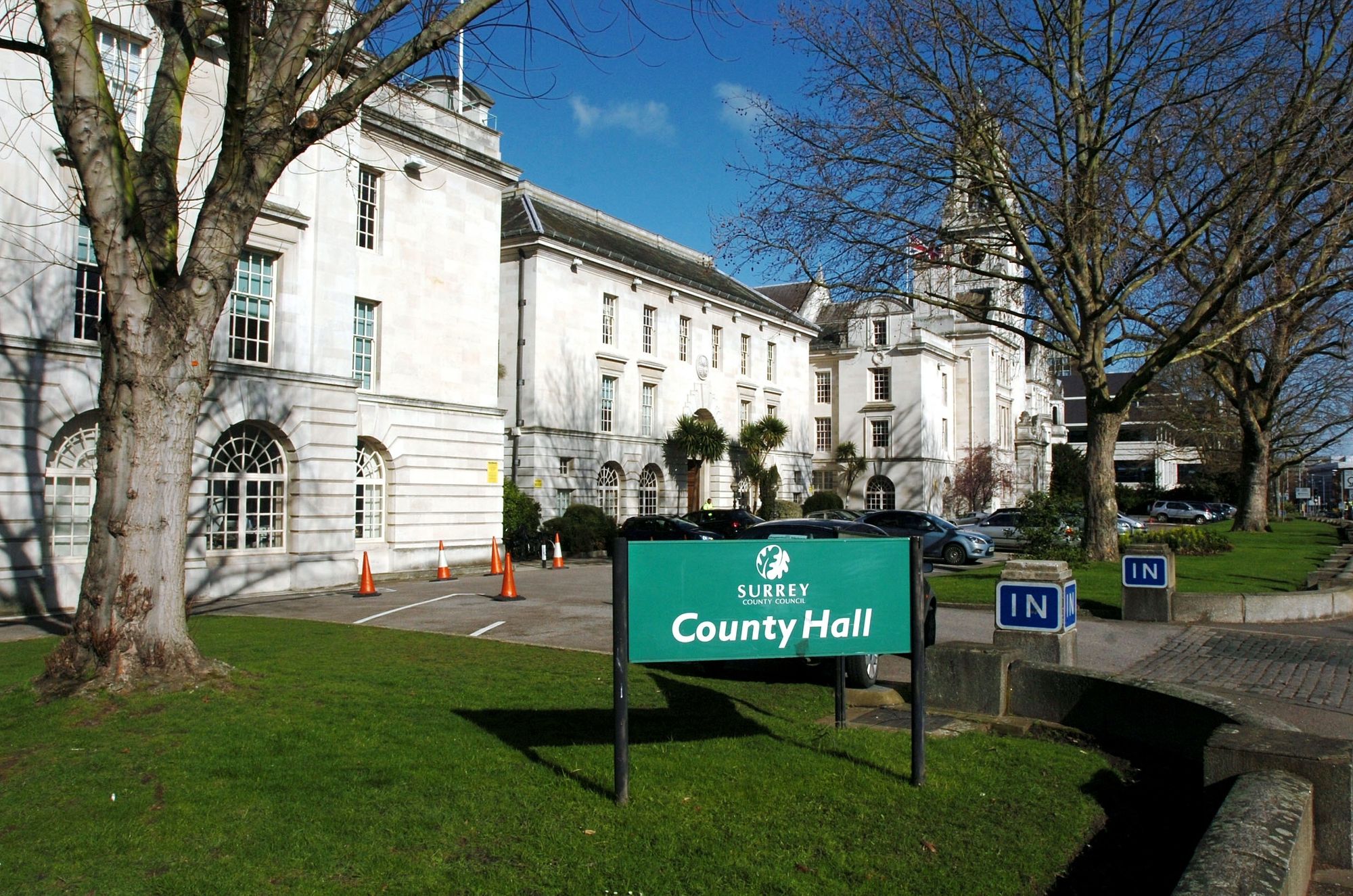 Surrey council to pay woman whose elderly mother died alone £500 for for 'avoidable distress'