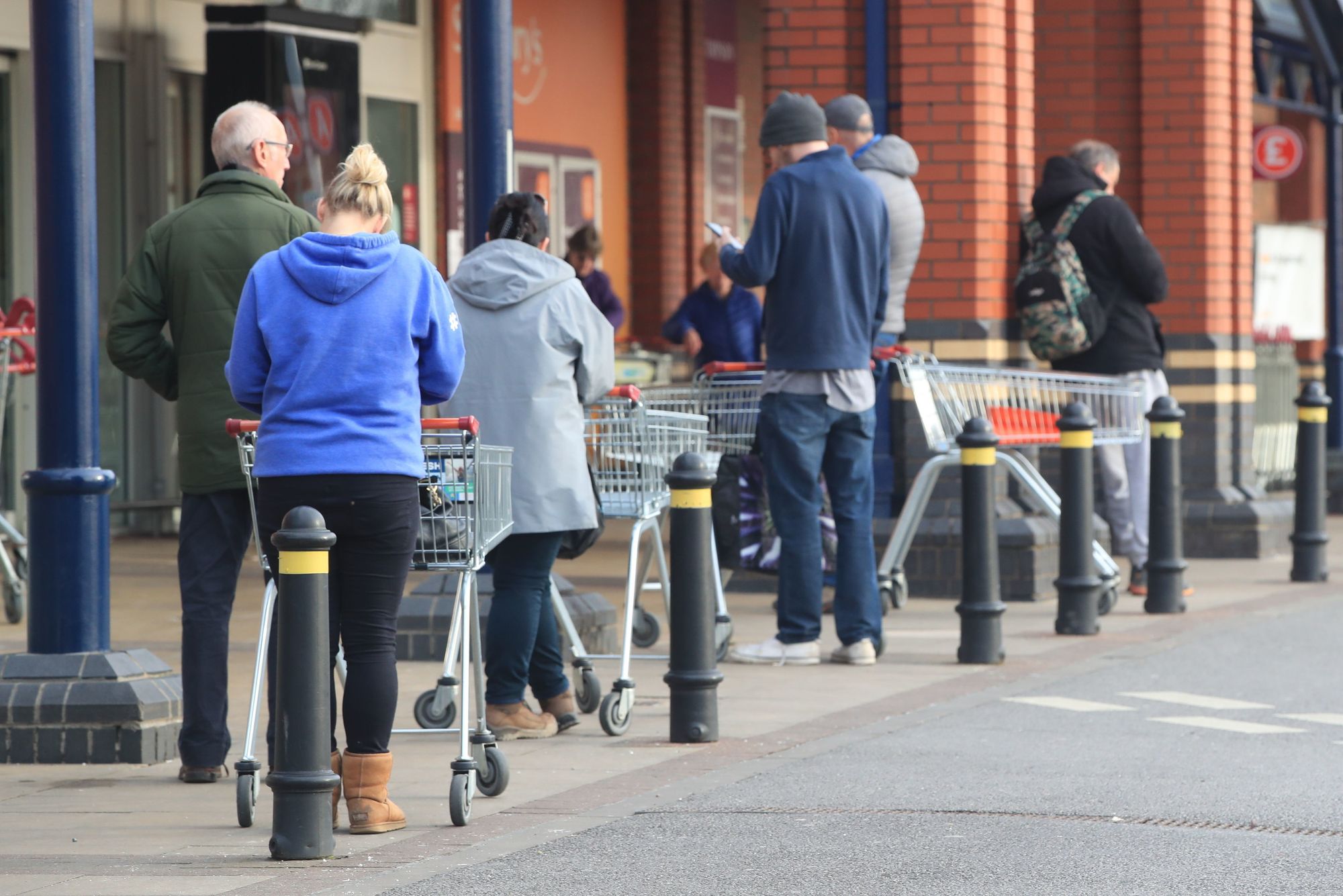 Health officials make unannounced visits to Hertfordshire supermarkets to check they are complying with Covid-19 measures