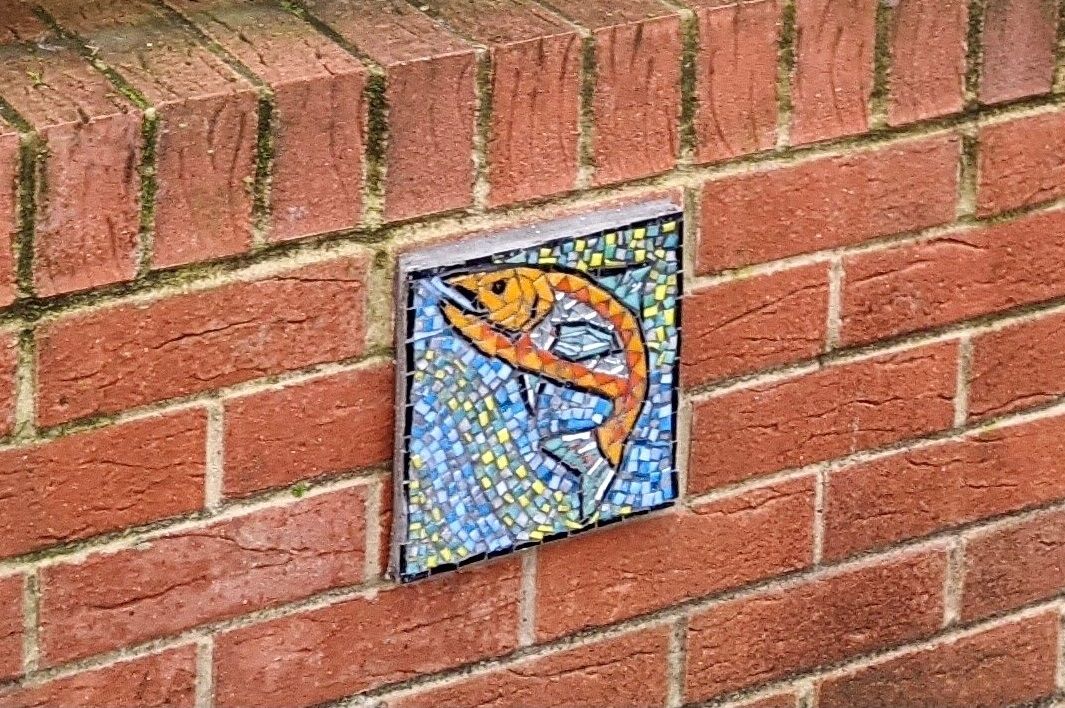 New mosaic art display unveiled at Southampton retirement development as part of local project