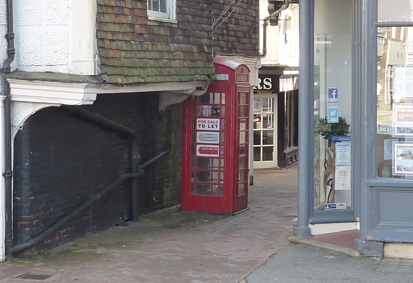 Ashford's historic phone box goes under the hammer