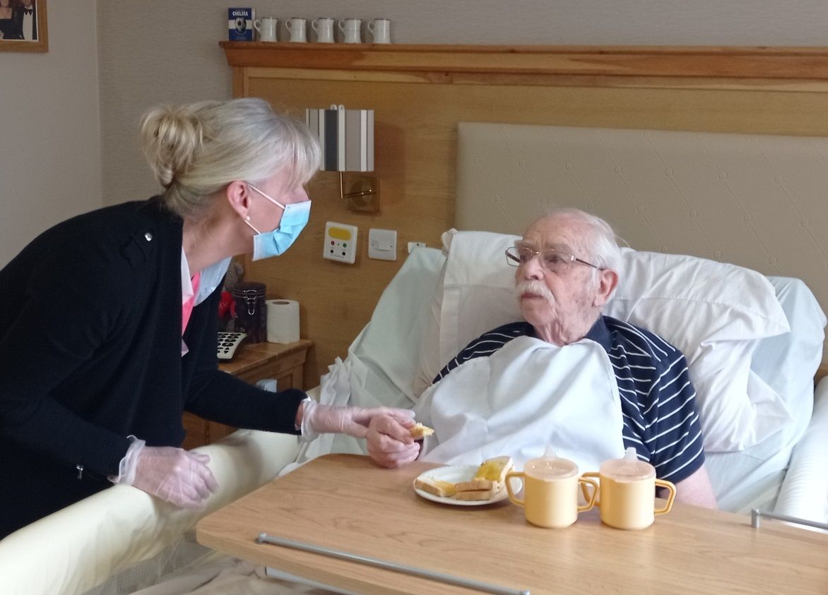 'I will cherish this memory forever': Camberley care home reacts to visitor returns