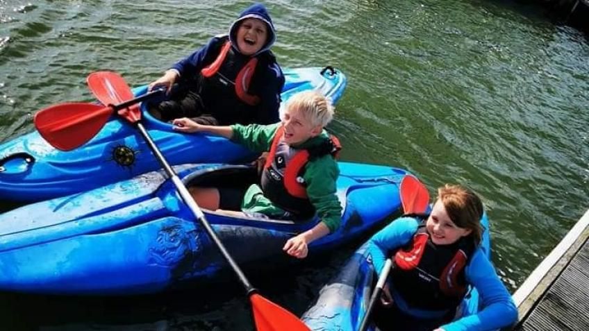 Businesses invited to sponsor Runcorn Sea Cadets kayaks as group seals rowing club team-up