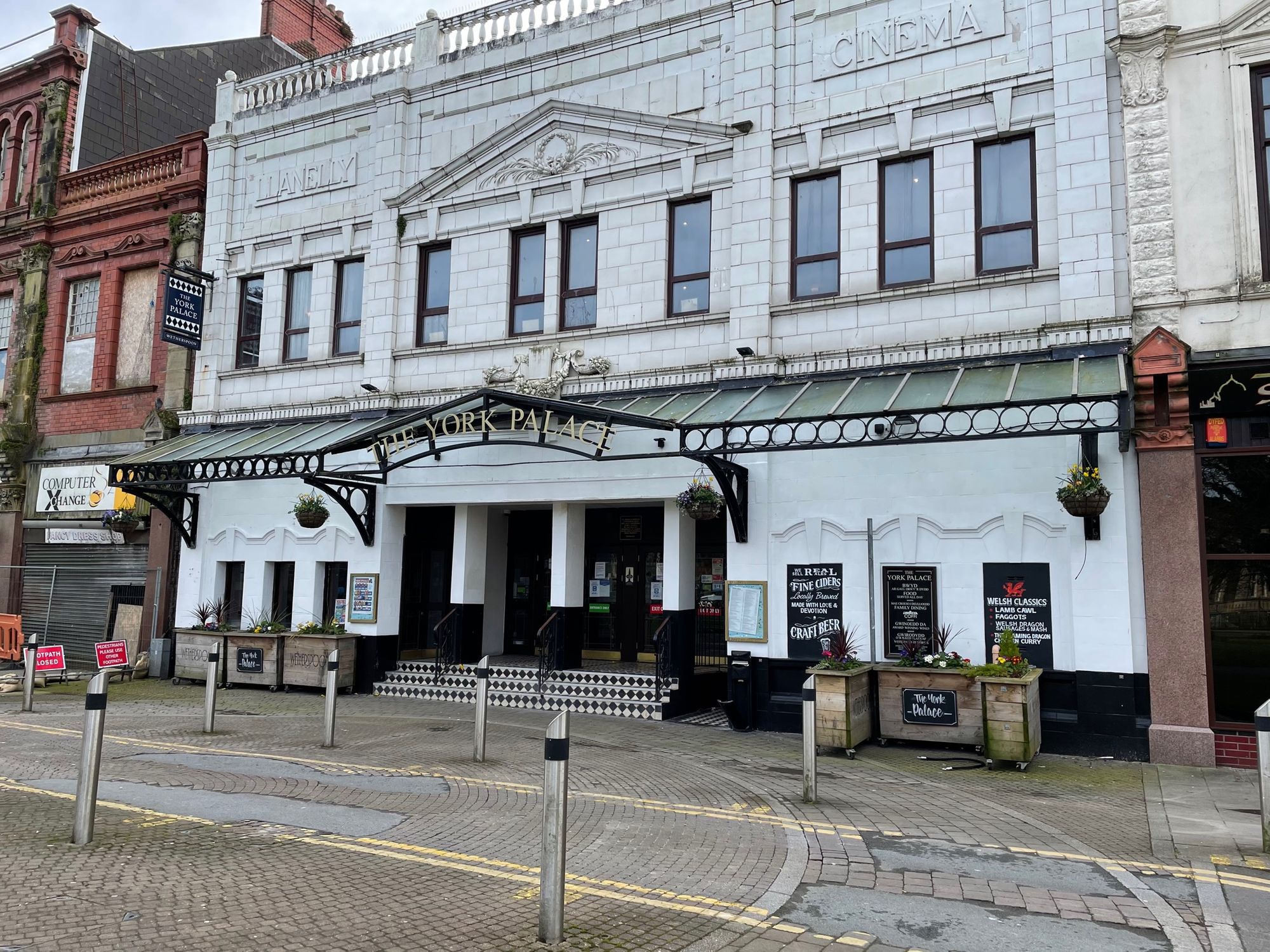 JD Wetherspoon shoots down rumours of beer garden plans for Llanelli pub