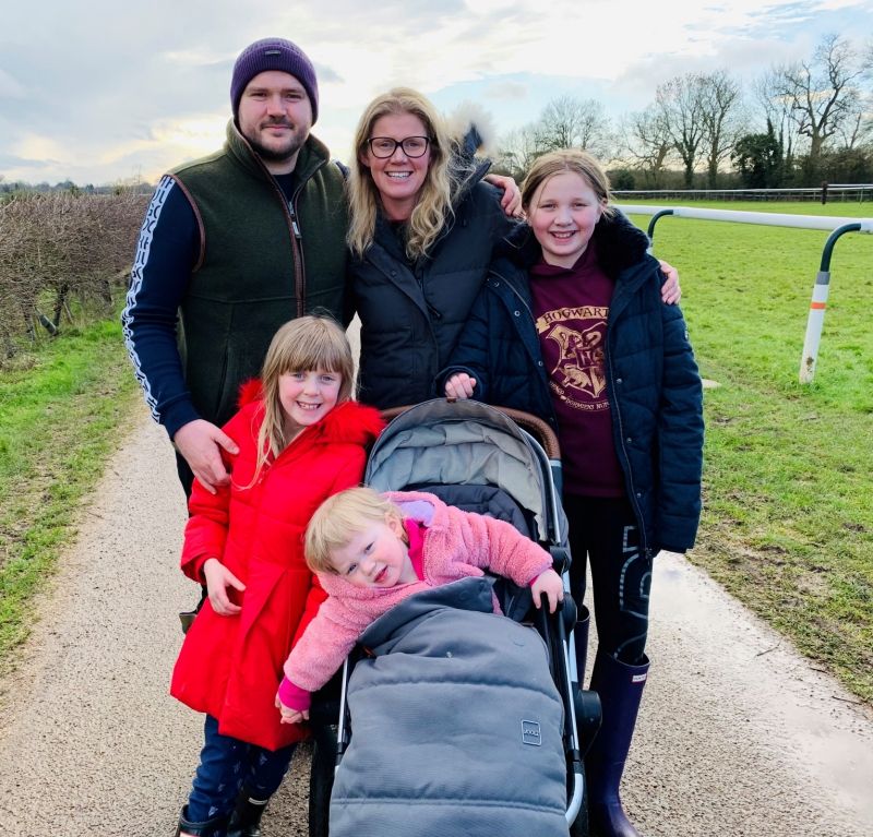 Coventry dad raises over £27,000 for Cancer Research