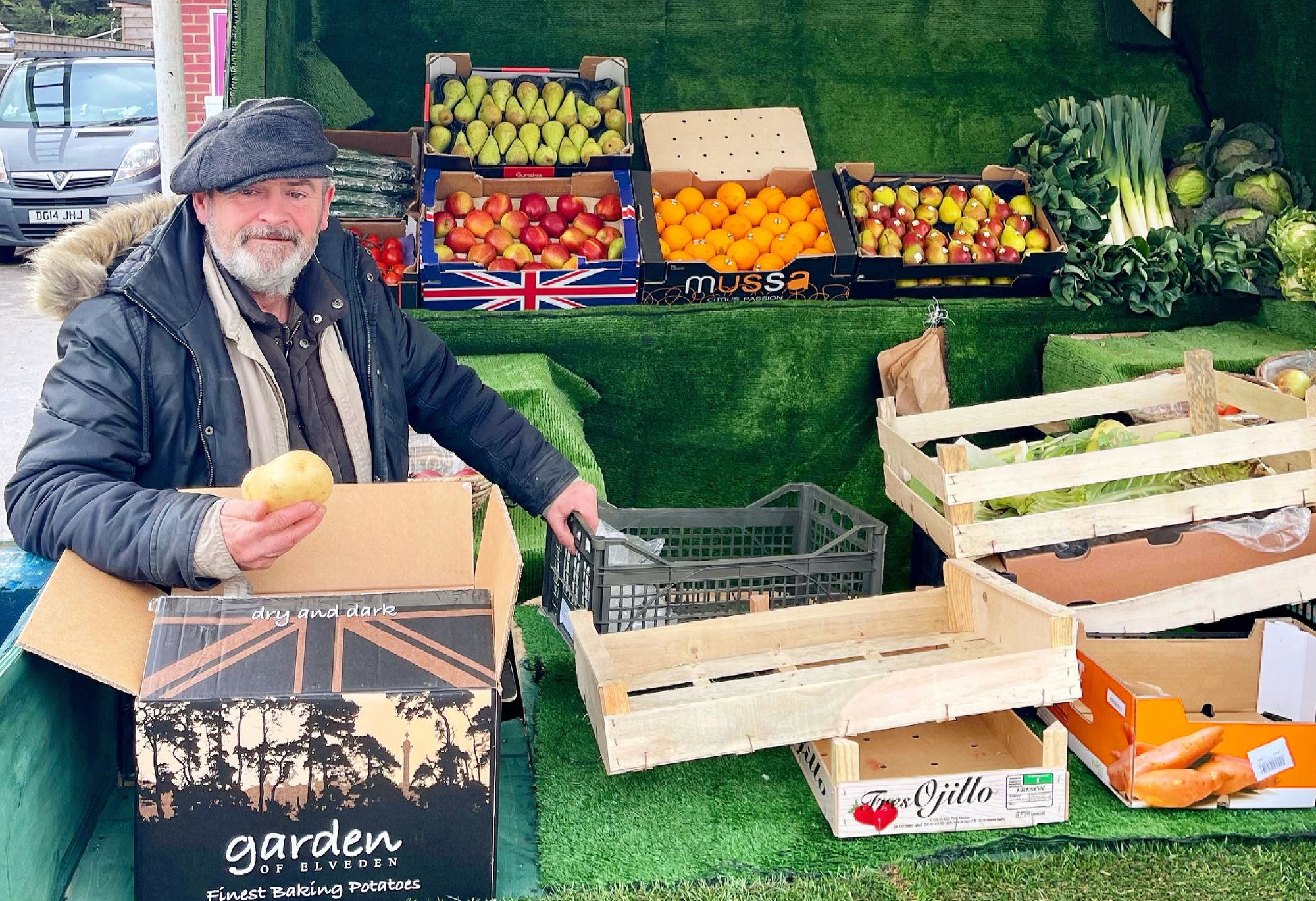 Epping residents encouraged to support the fruit and veg stall at the Duke of Wellington