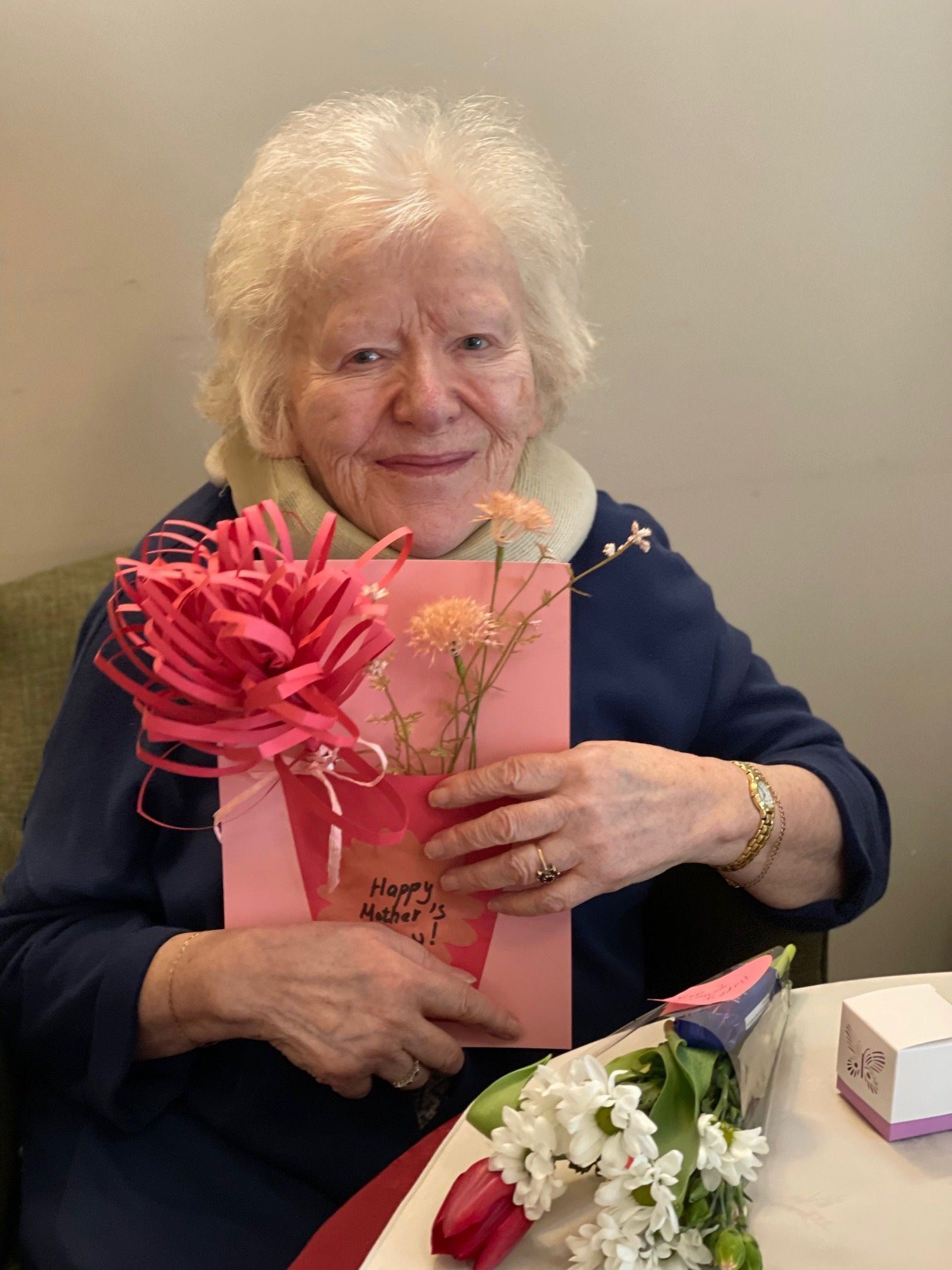 Mollington care home residents celebrated Mother's Day in style