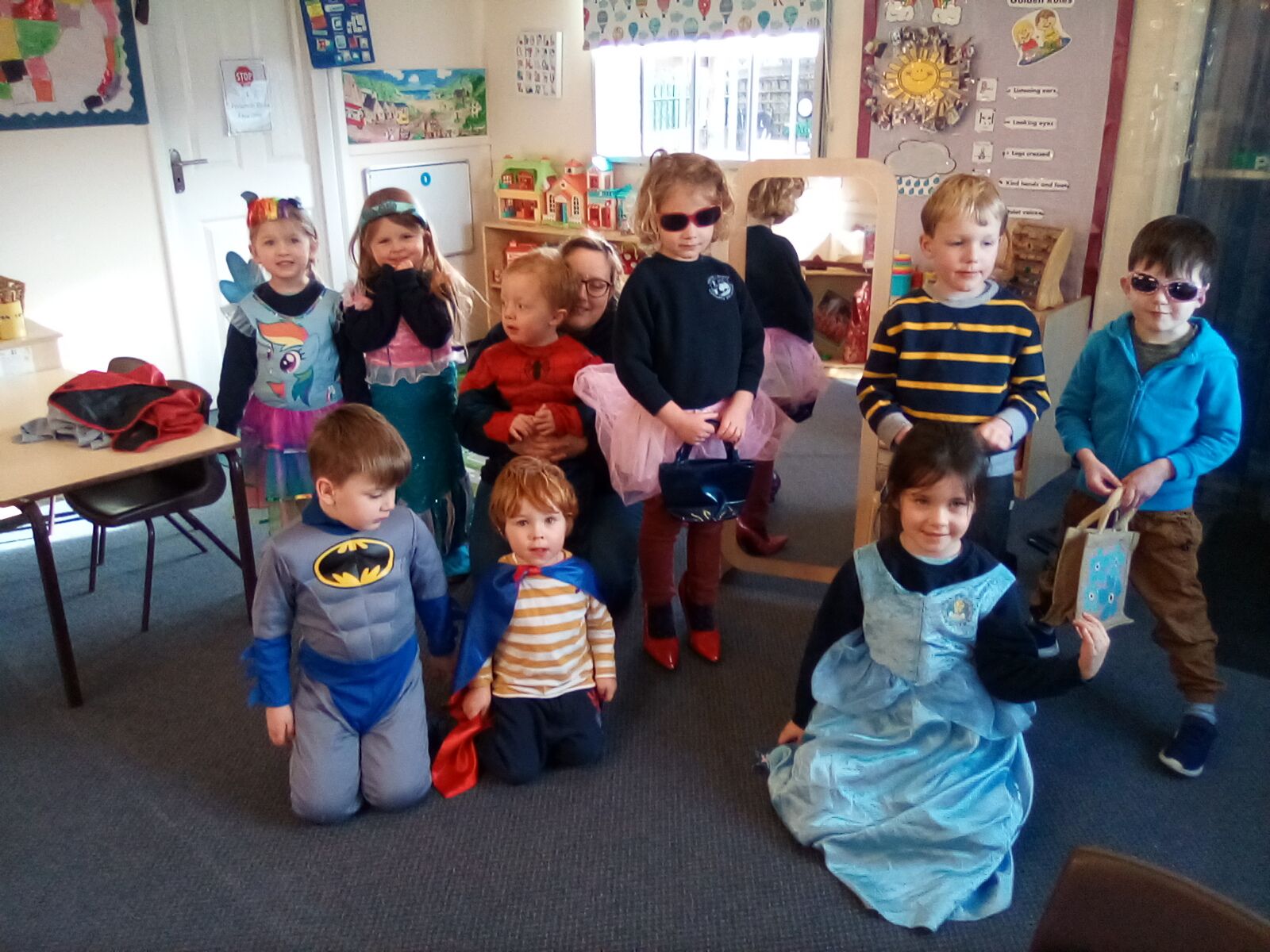 Holmes Chapel community groups benefit from £1,000 donations