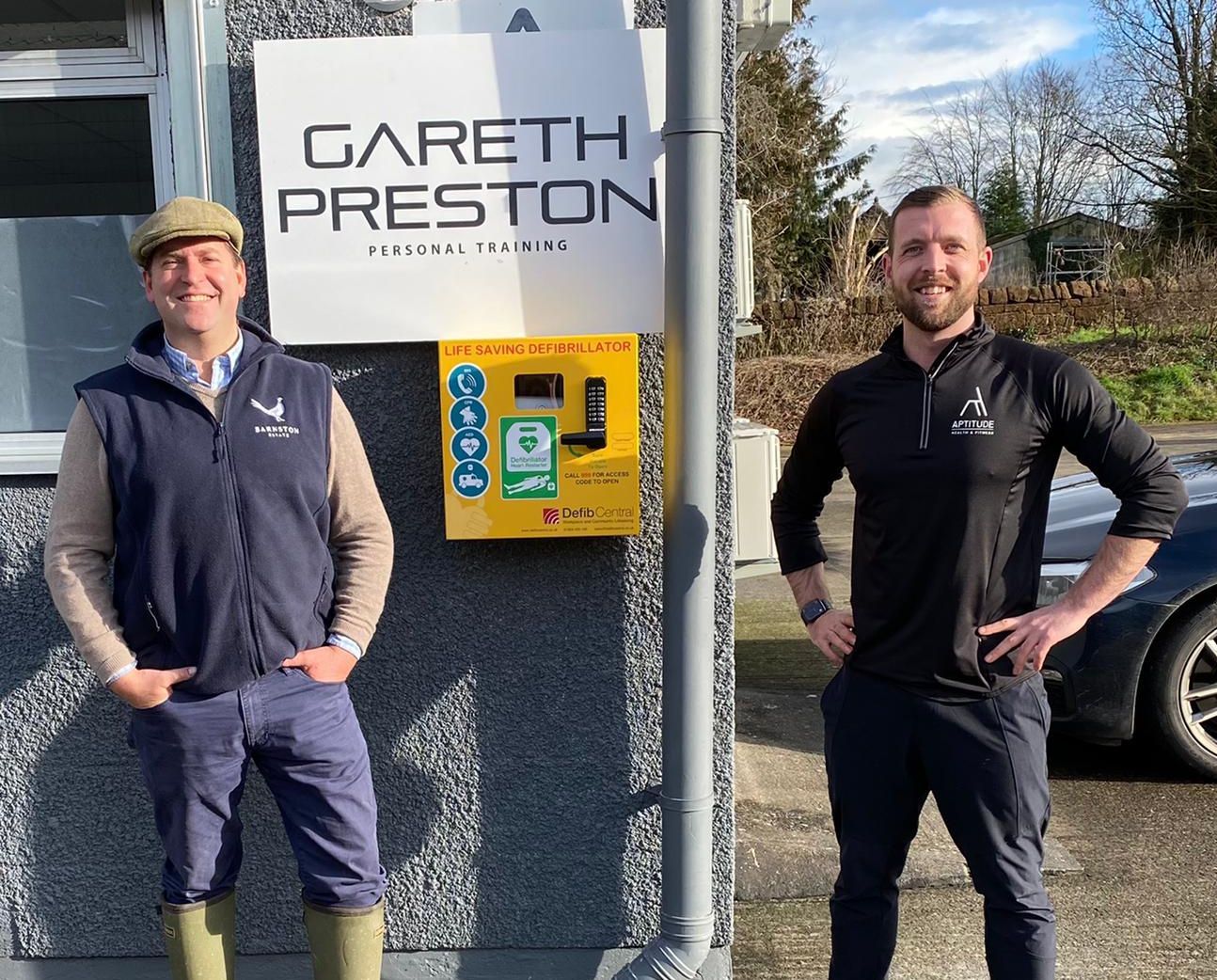 Barnston Estate funds new defibrillator in Farndon village