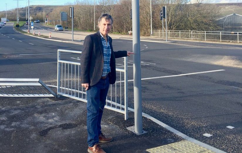 ‘Where’s the button?’ asks councillor at dangerous Folkestone crossing