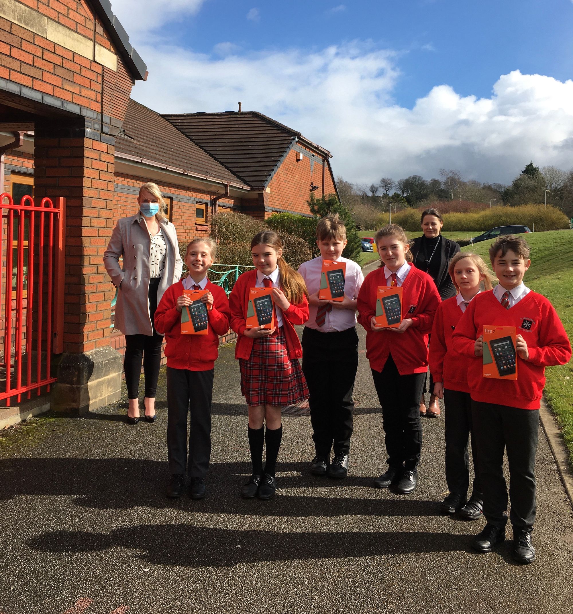 Pupils at Wetley Rocks school benefit from donation of tablets