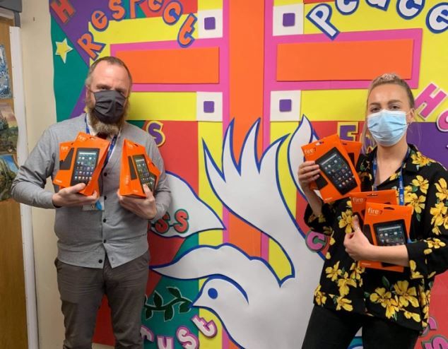 Gorton primary school benefits from donation of tablet devices