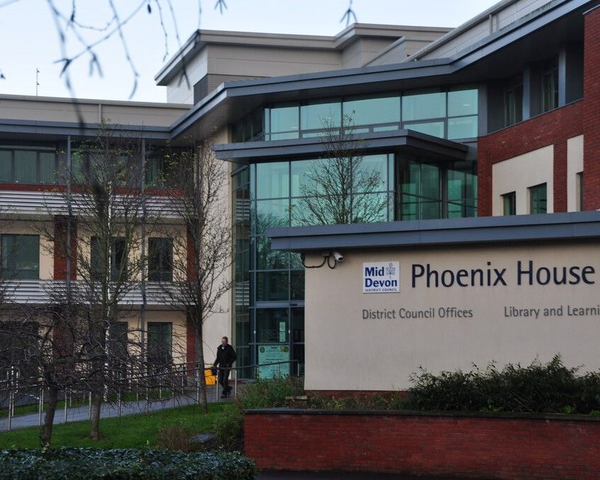 Anger as council says 'no clear mandate' for cabinet system change