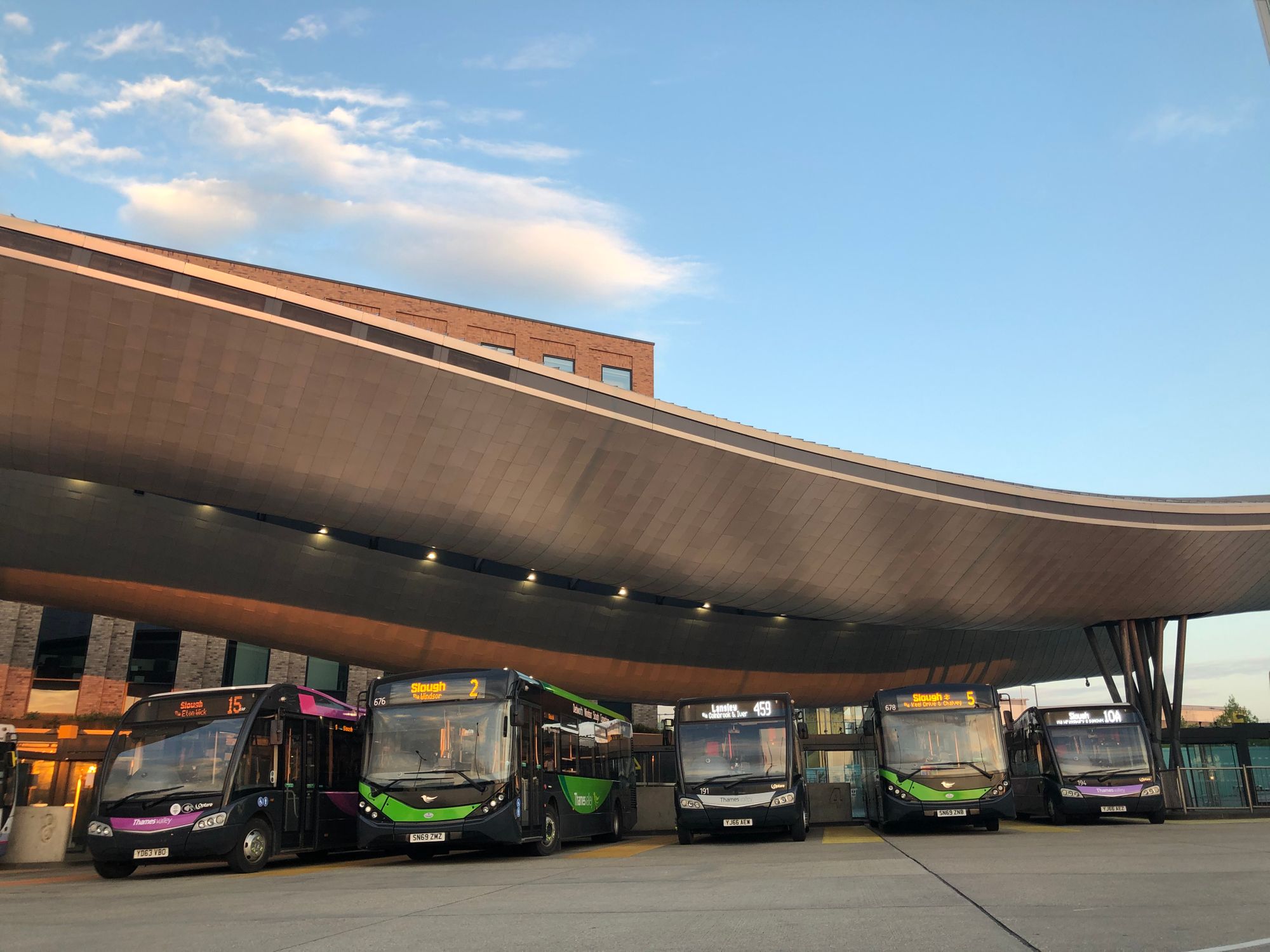 Roll out of Thames Valley Buses name in final phase of transition