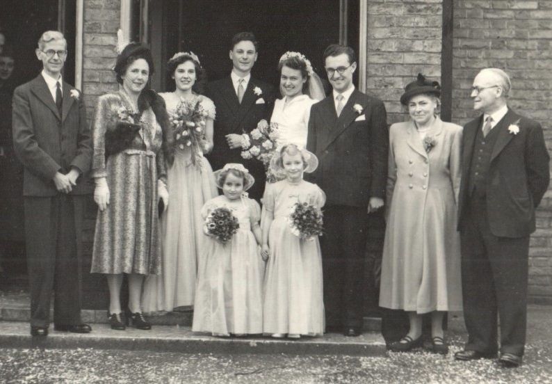 Rugby care home resident celebrates 70th wedding anniversary with a very special visit