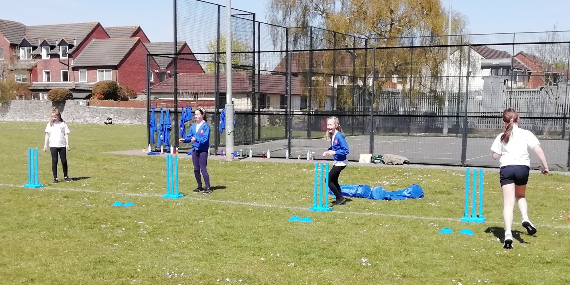 Newton Abbot girls get a taste for cricket with coaching session
