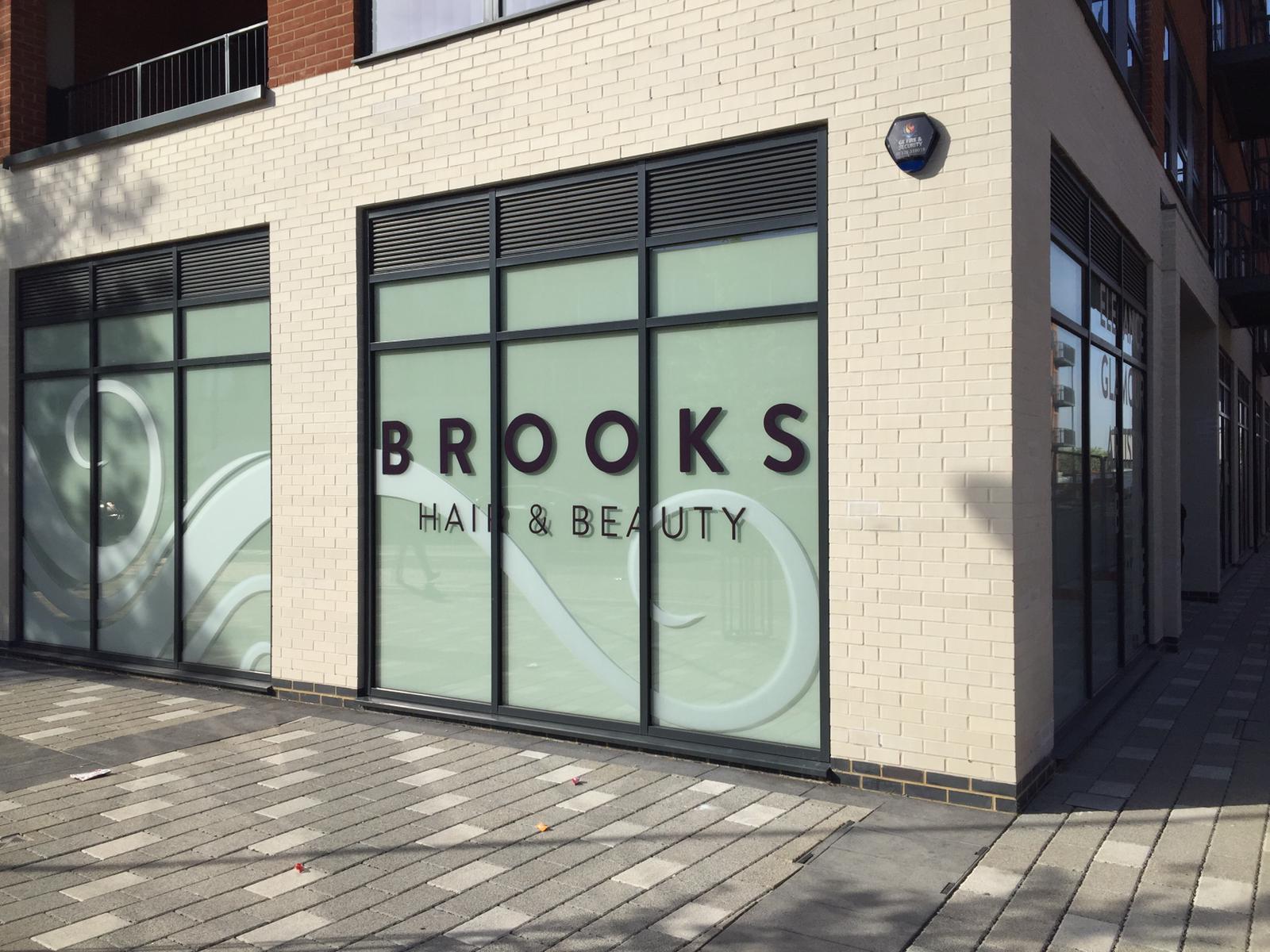 Surrey college opens salon in Ashford